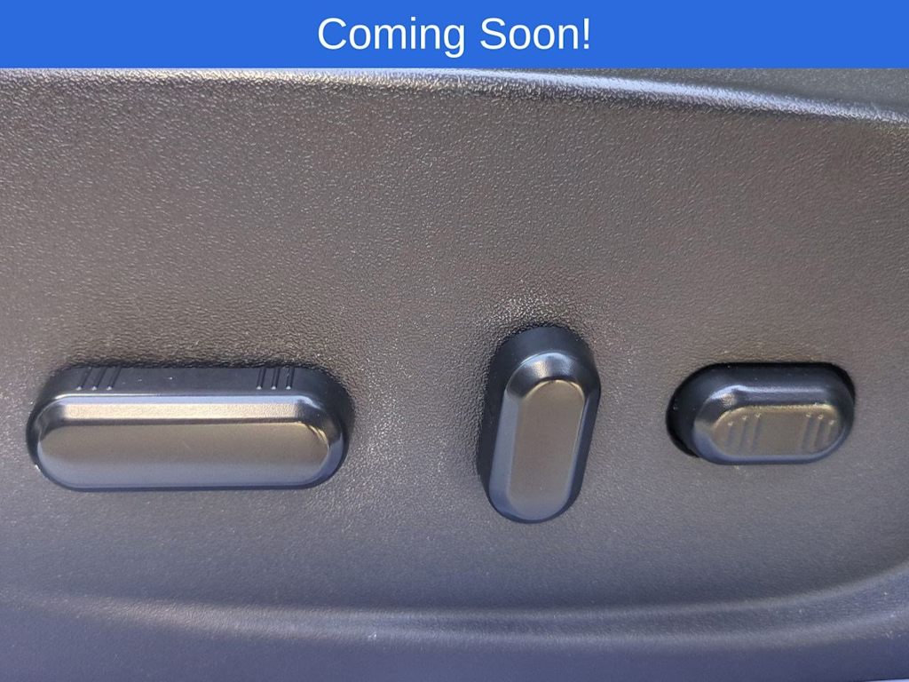 Thumbnail: 2017 Ford Escape - 26
