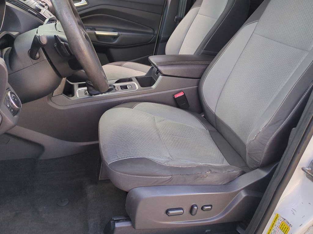 Thumbnail: 2017 Ford Escape - 10