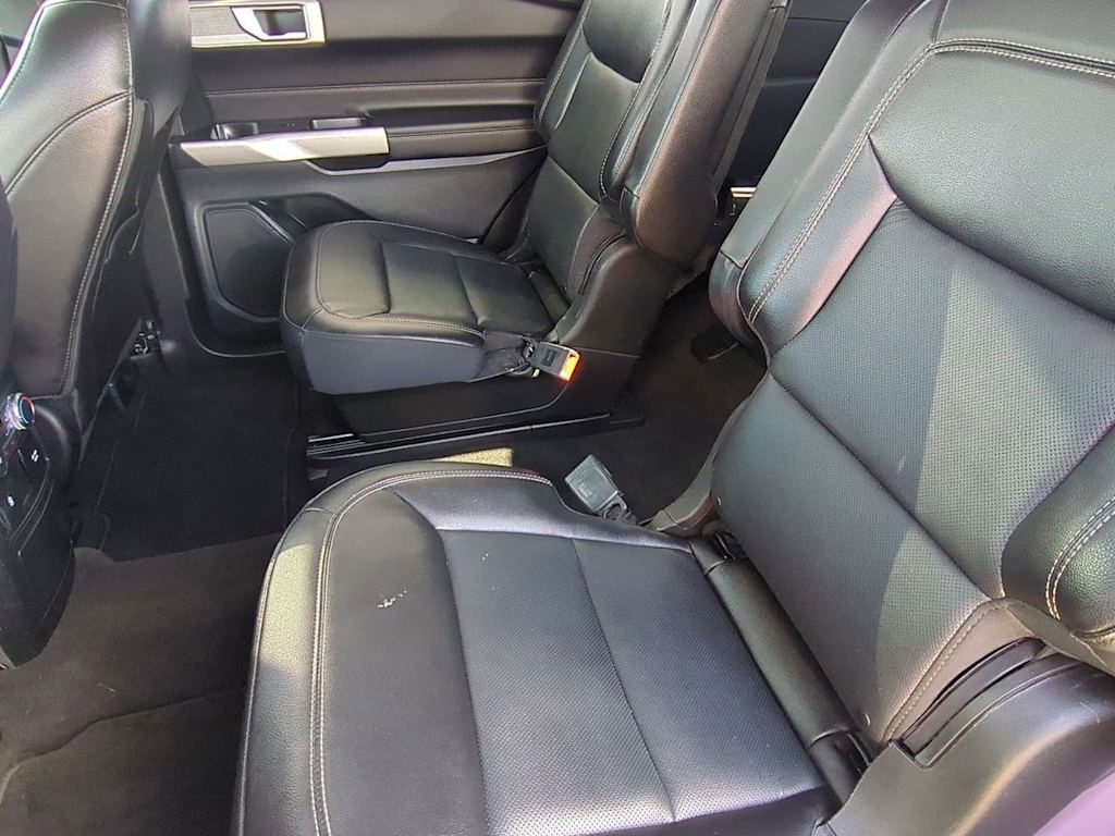 Thumbnail: 2022 Ford Explorer - 11