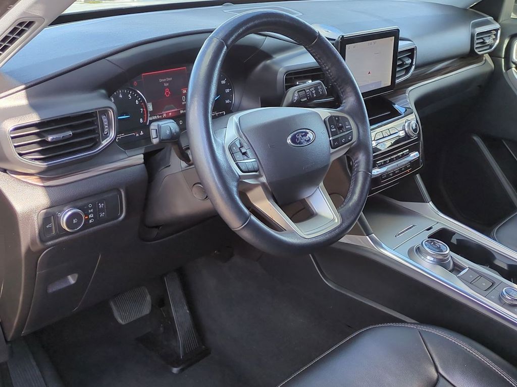 Thumbnail: 2022 Ford Explorer - 2