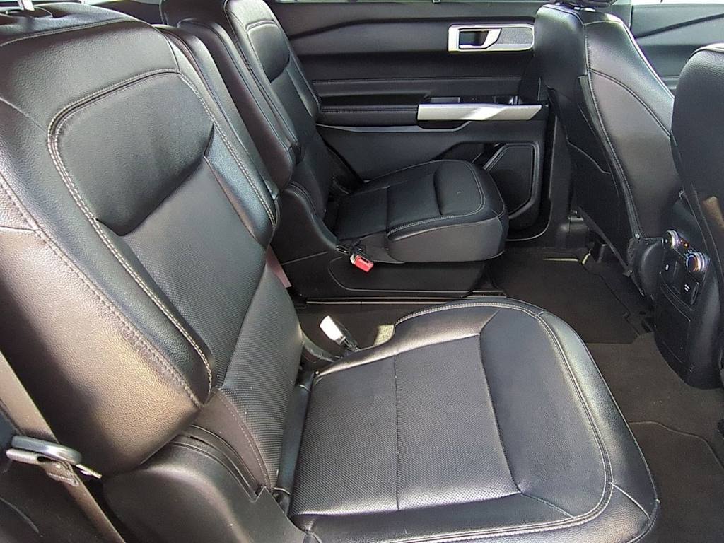 Thumbnail: 2022 Ford Explorer - 27