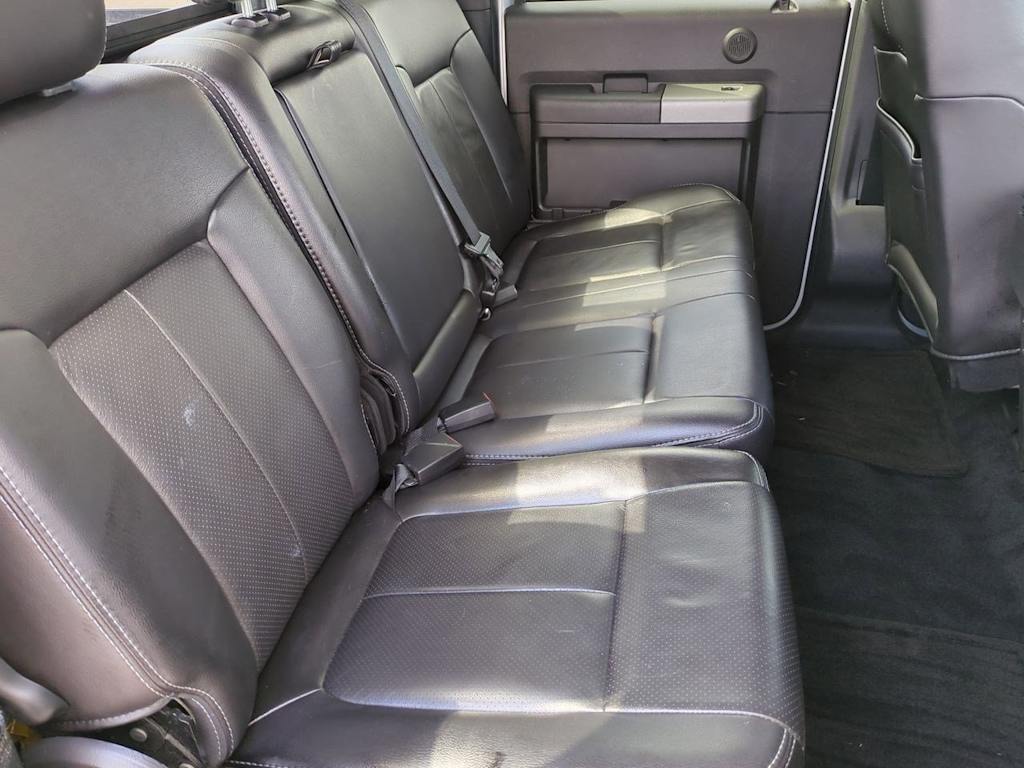 2012 Ford F-350 Lariat 27