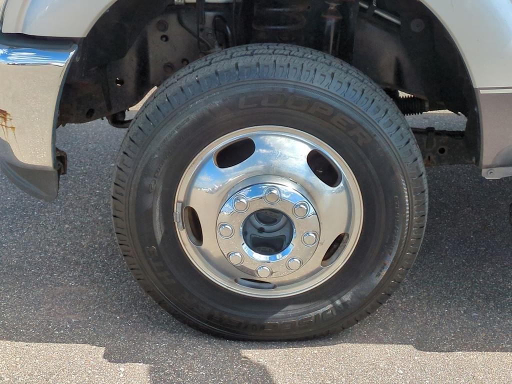 2012 Ford F-350 Lariat 8