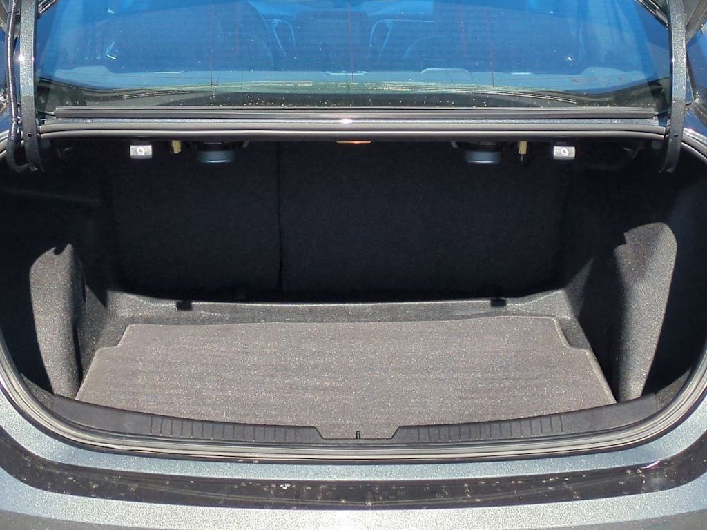 Thumbnail: 2018 Chevrolet Malibu - 17