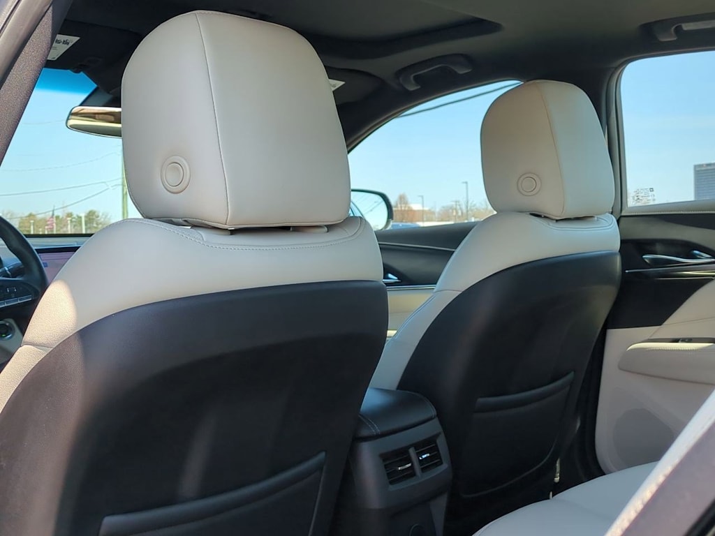 2023 Cadillac CT4 Premium Luxury 13