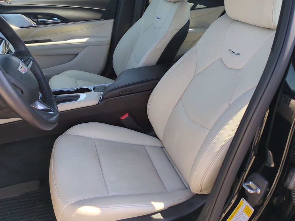 2023 Cadillac CT4 Premium Luxury 11