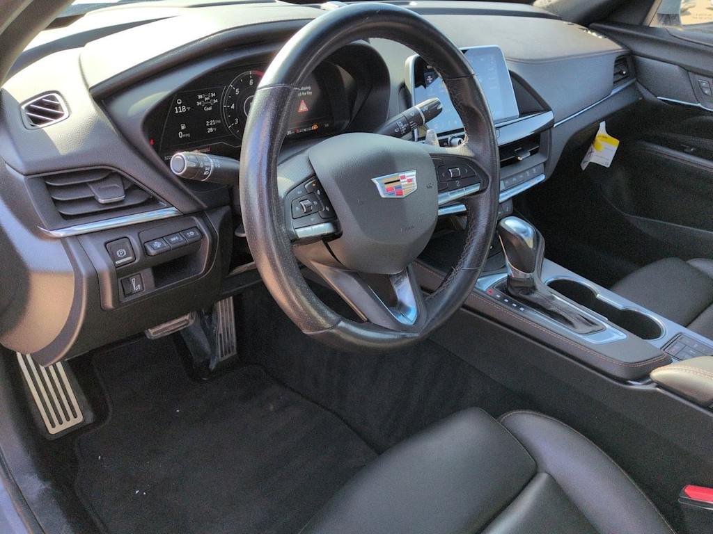 Thumbnail: 2023 Cadillac CT4 - 2