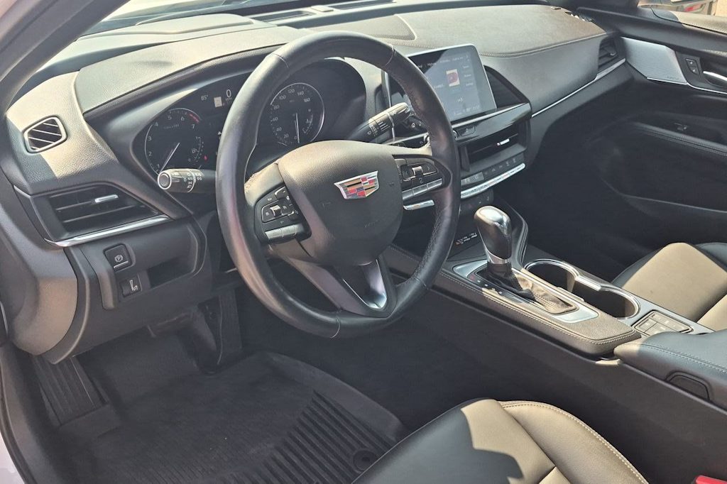 Thumbnail: 2024 Cadillac CT4 - 2