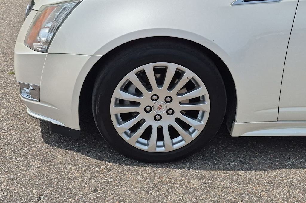 Thumbnail: 2011 Cadillac CTS - 8