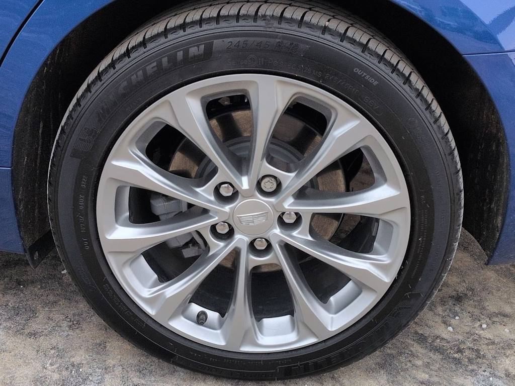 Thumbnail: 2023 Cadillac CT5 - 8