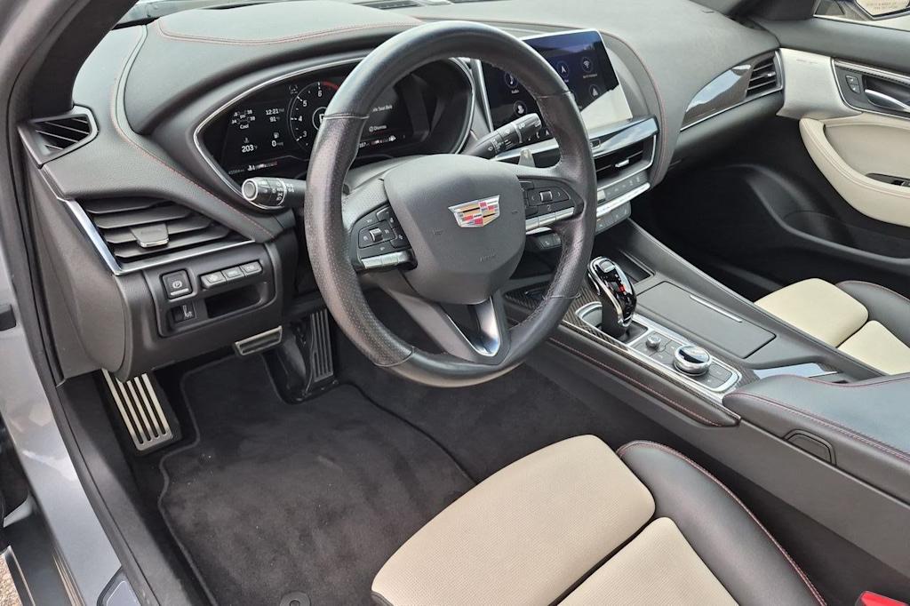 Thumbnail: 2023 Cadillac CT5 - 2