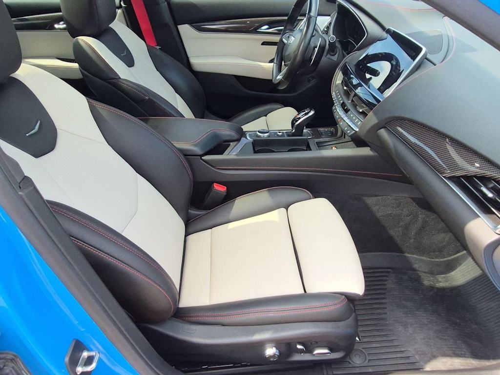 Thumbnail: 2023 Cadillac CT5 - 12