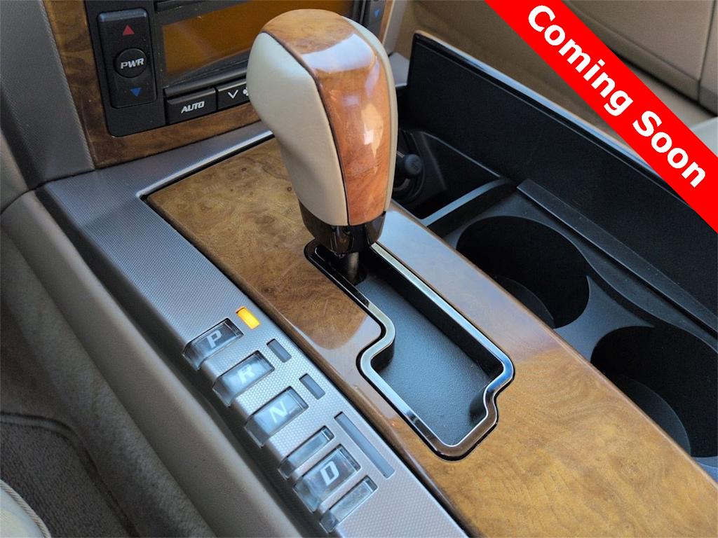 Thumbnail: 2008 Cadillac XLR - 28