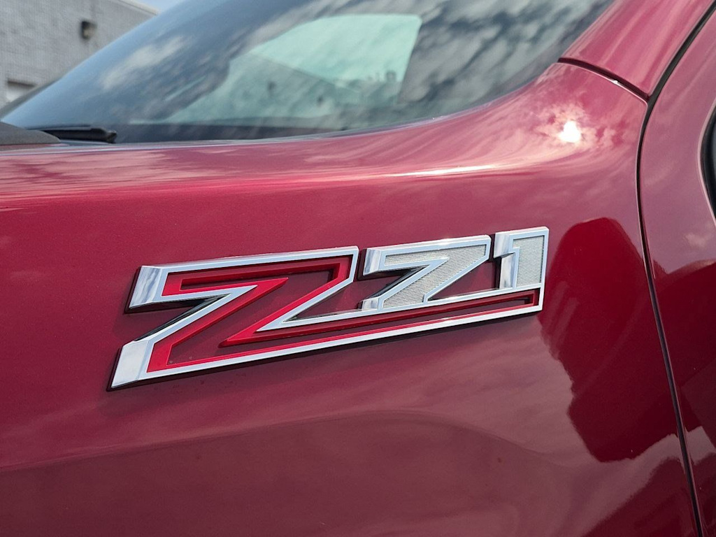 Thumbnail: 2023 Chevrolet Silverado 2500 - 25