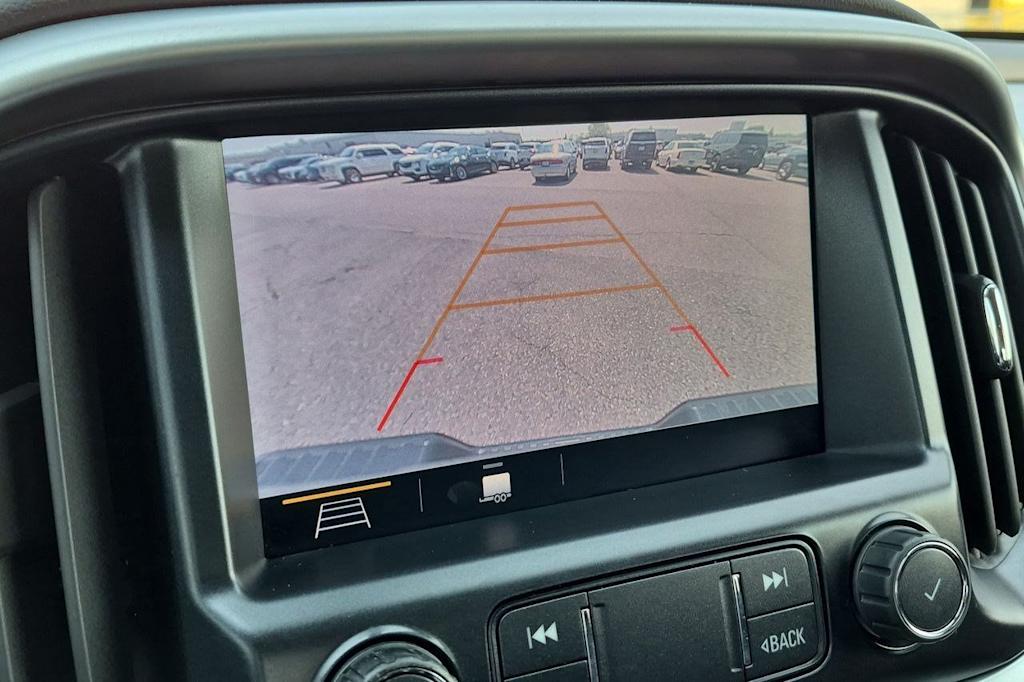 Thumbnail: 2020 Chevrolet Colorado - 32