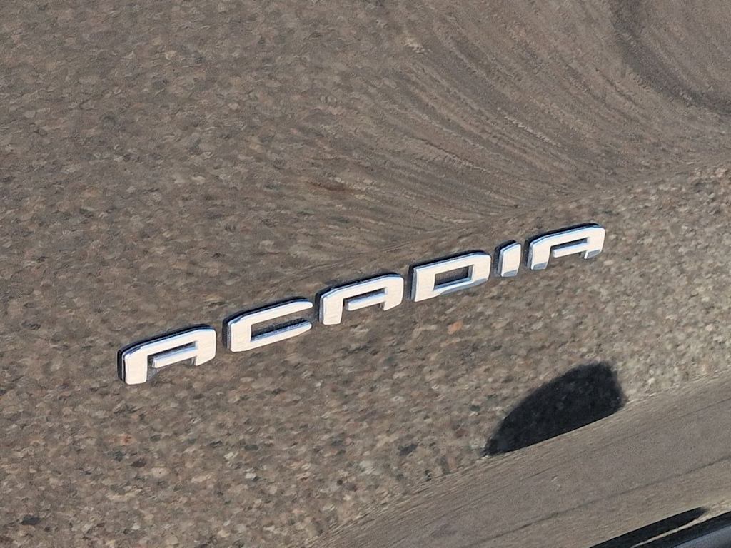 Thumbnail: 2024 GMC Acadia - 24