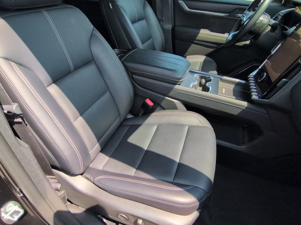 Thumbnail: 2024 GMC Acadia - 12