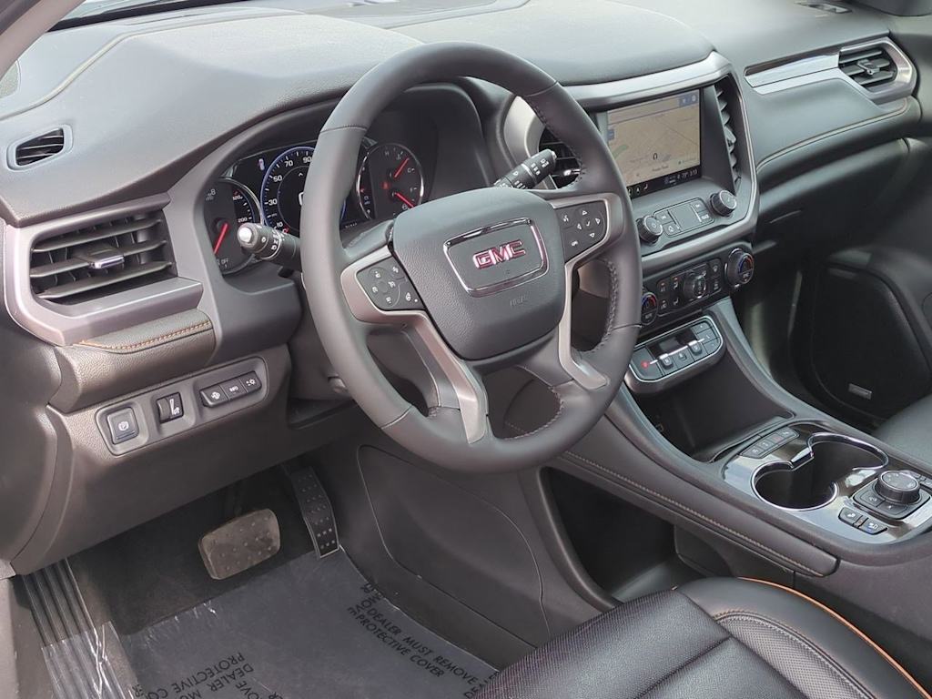 2022 GMC Acadia AT4 2