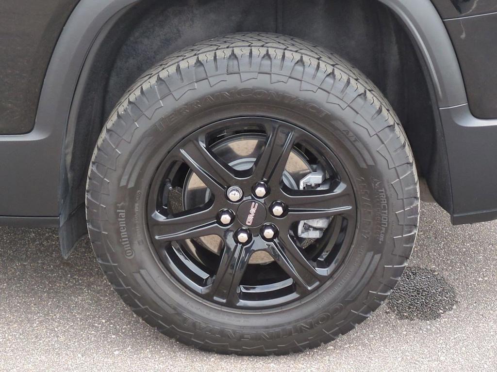 2022 GMC Acadia AT4 8