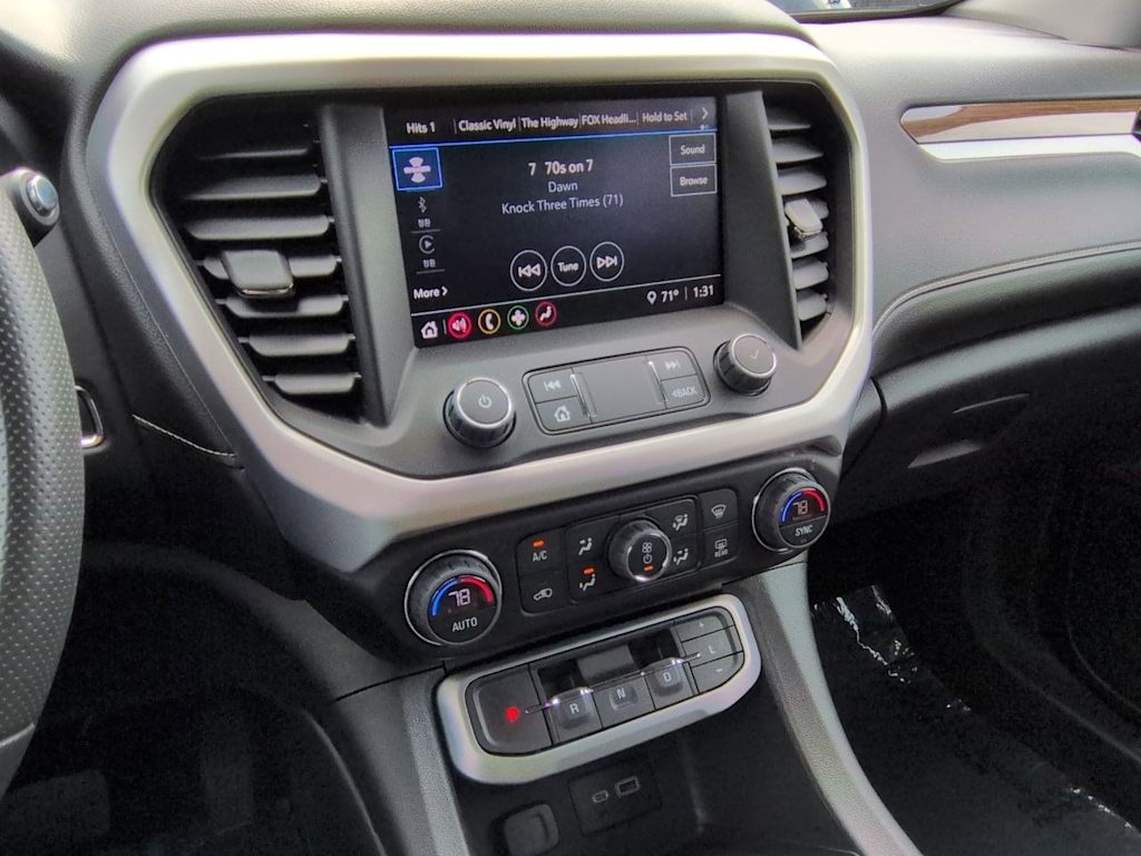 Thumbnail: 2022 GMC Acadia - 15