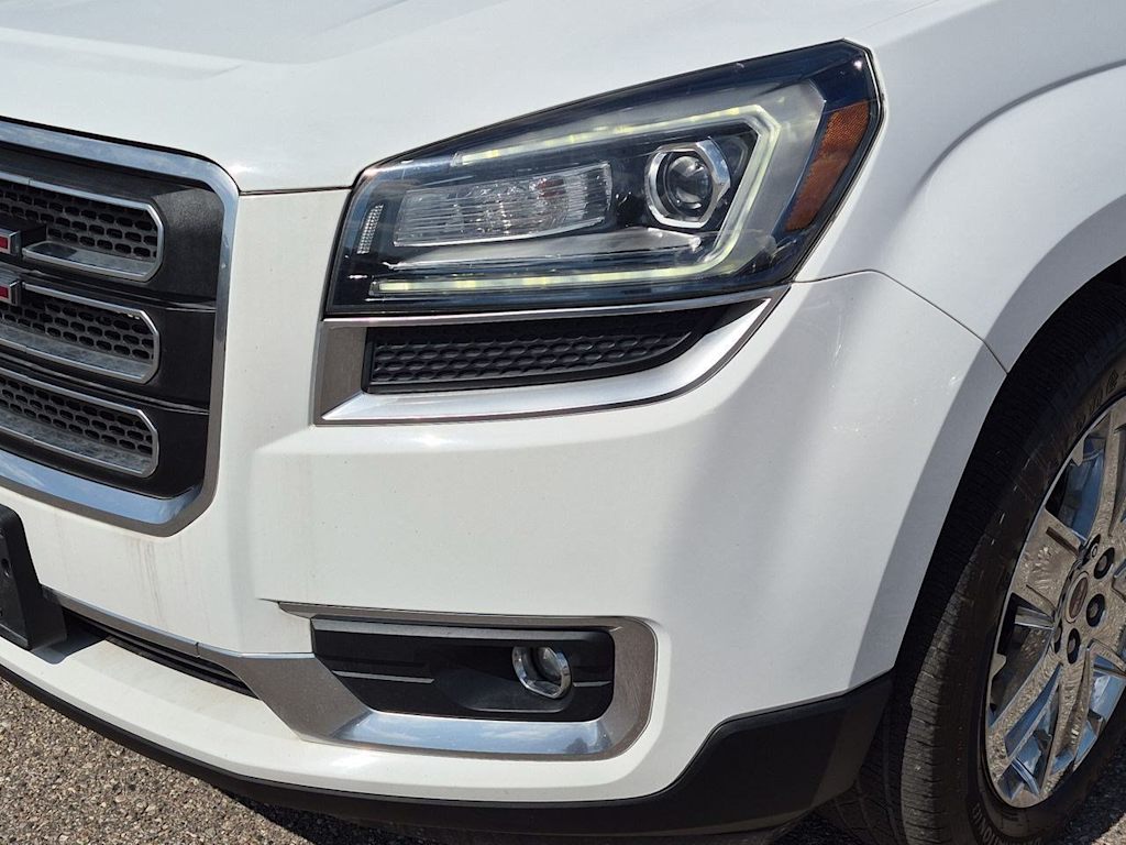 Thumbnail: 2017 GMC Acadia - 24