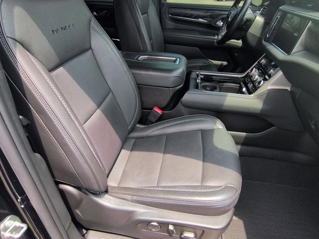 Thumbnail: 2023 GMC Yukon - 29