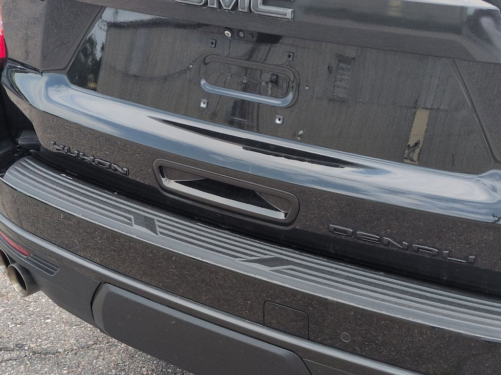 Thumbnail: 2023 GMC Yukon - 7