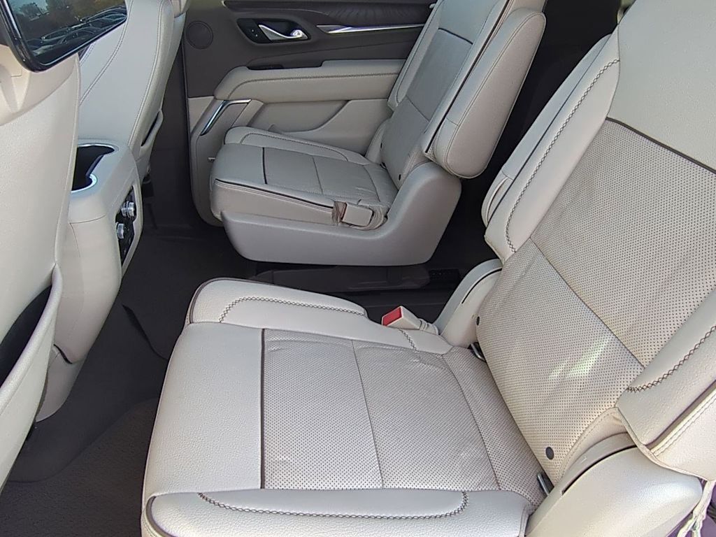 Thumbnail: 2021 GMC Yukon XL - 11