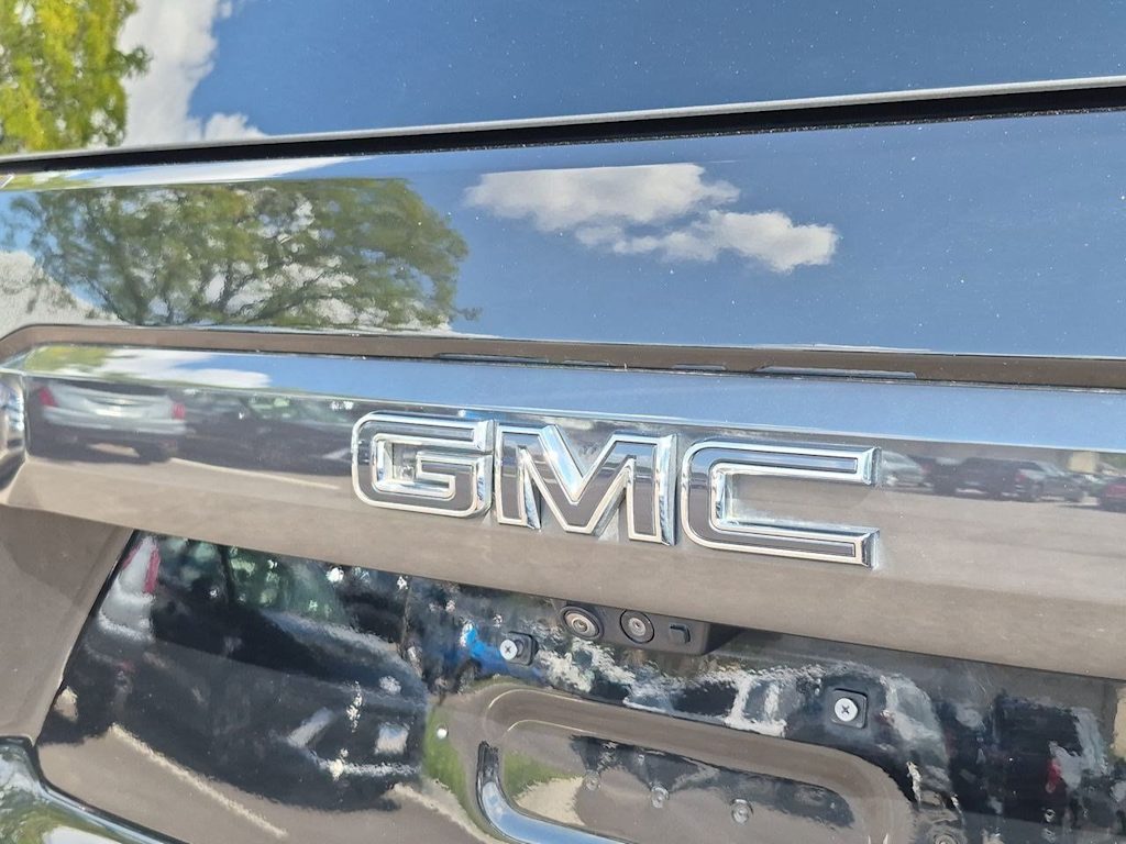 Thumbnail: 2023 GMC Yukon XL - 7