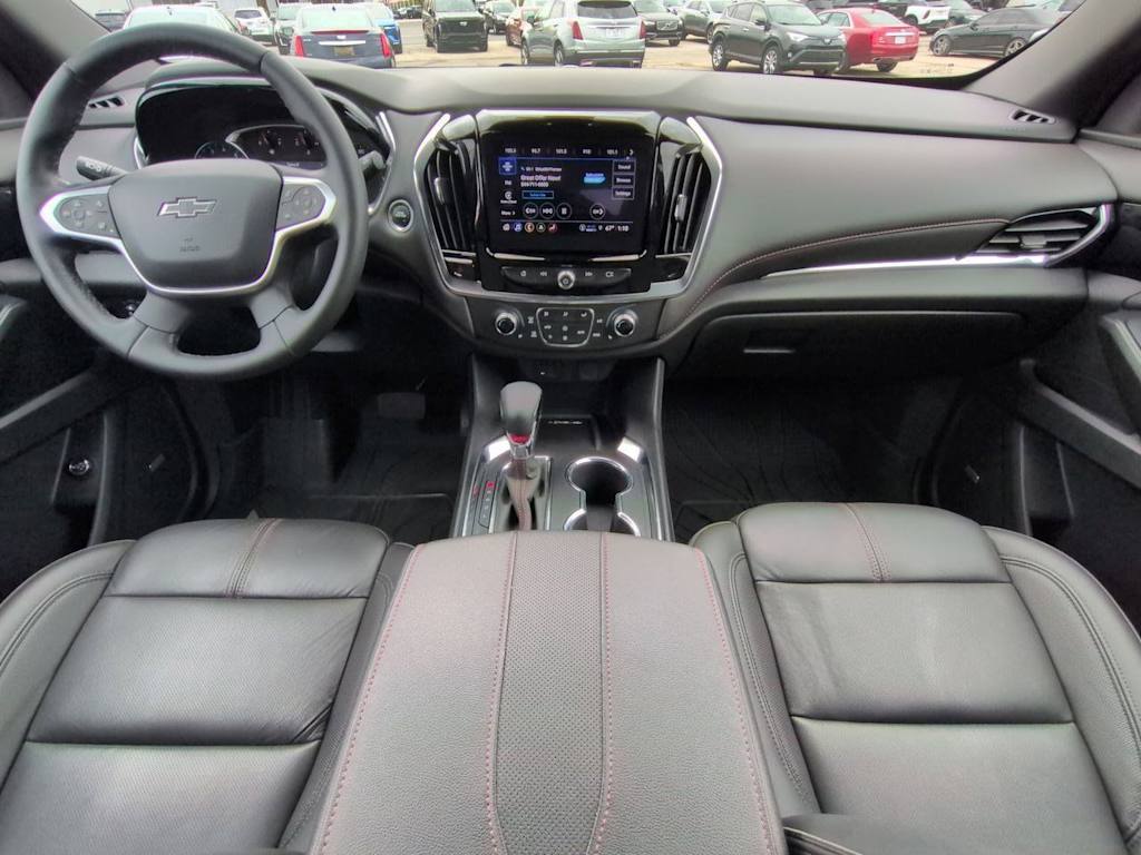 Thumbnail: 2023 Chevrolet Traverse - 10
