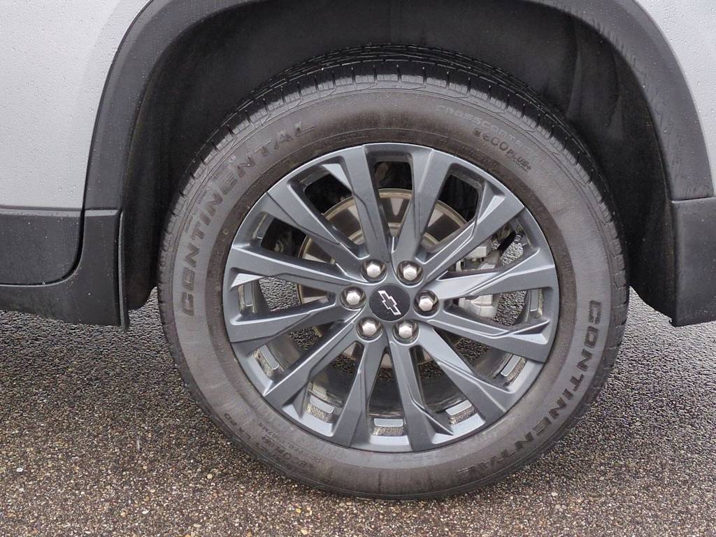 2023 Chevrolet Traverse RS 8