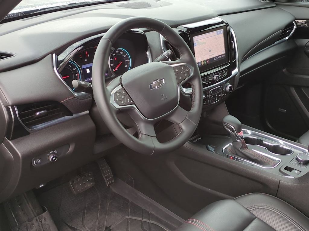 2023 Chevrolet Traverse RS 2