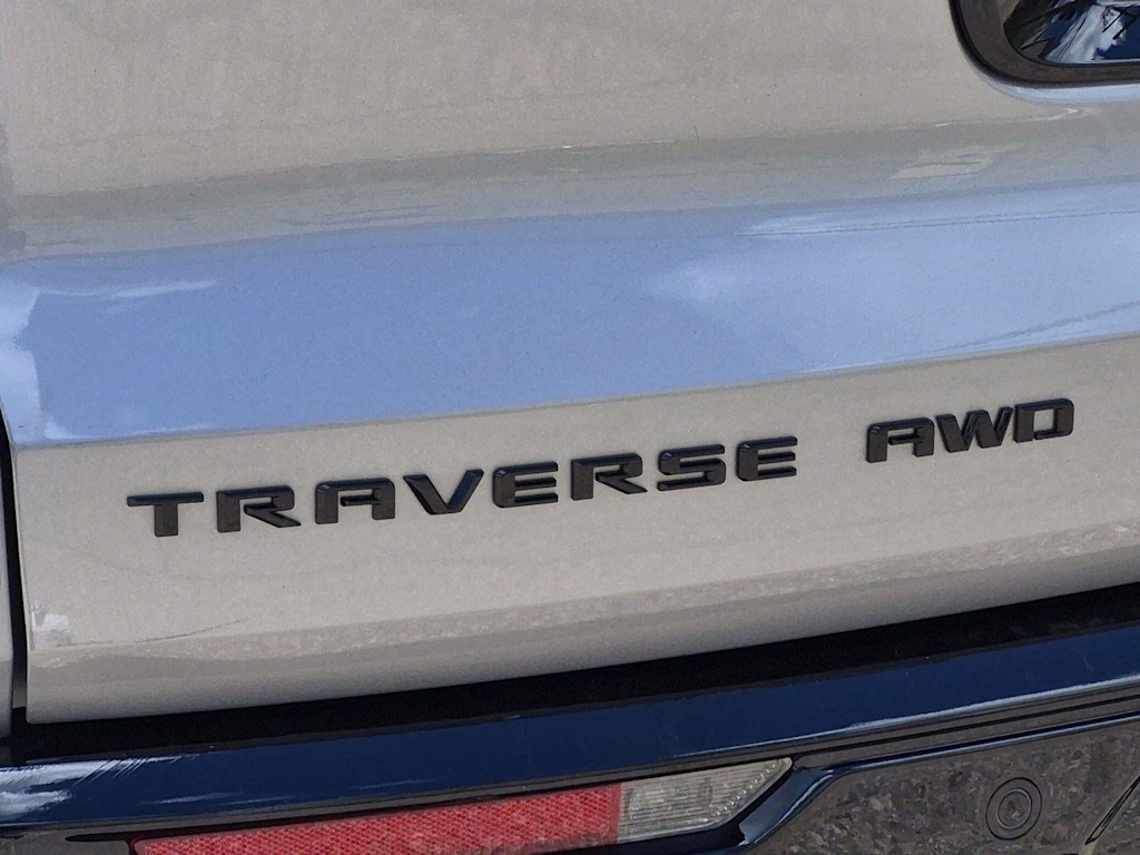 Thumbnail: 2024 Chevrolet Traverse - 24