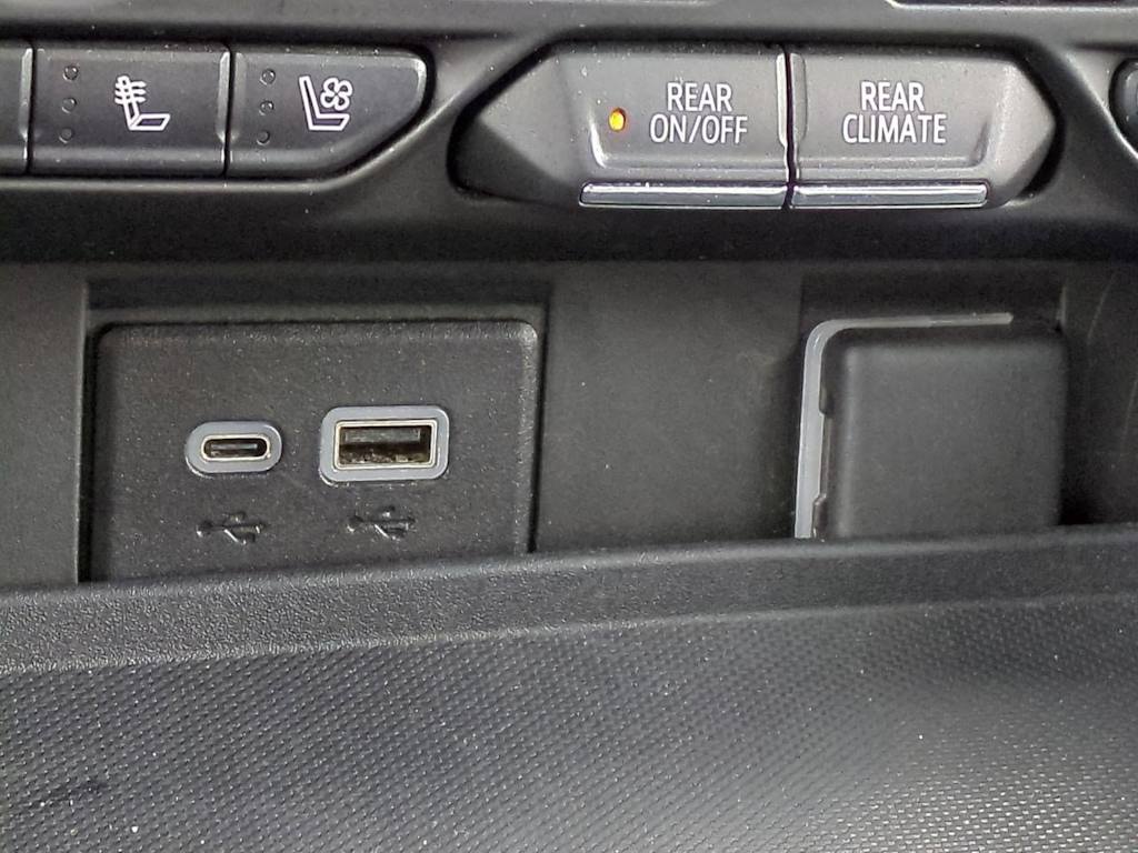 Thumbnail: 2023 Chevrolet Suburban - 33