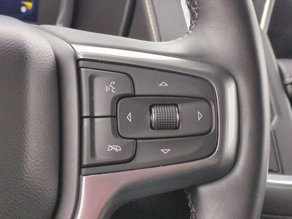 Thumbnail: 2023 Chevrolet Suburban - 29