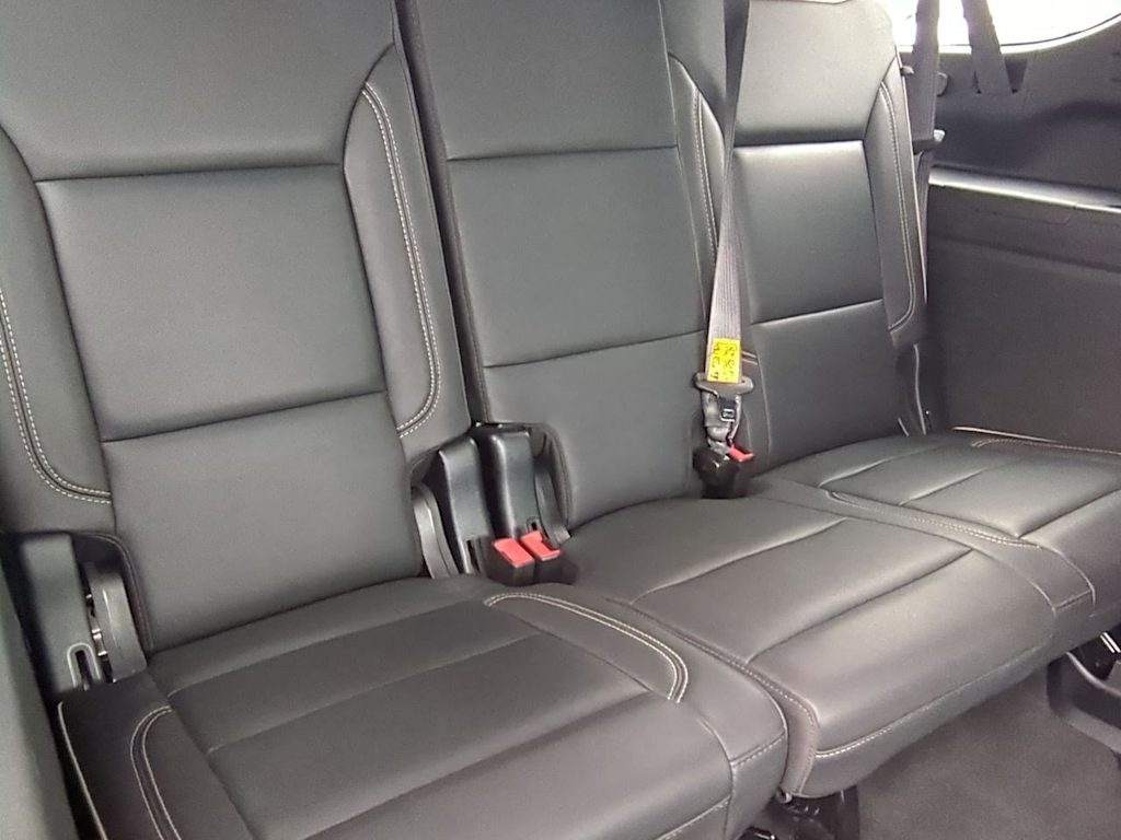 Thumbnail: 2023 Chevrolet Suburban - 26