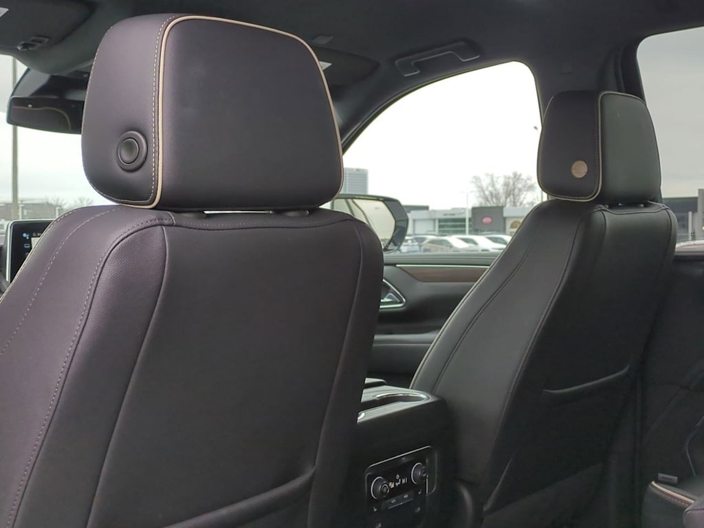 Thumbnail: 2023 Chevrolet Suburban - 13