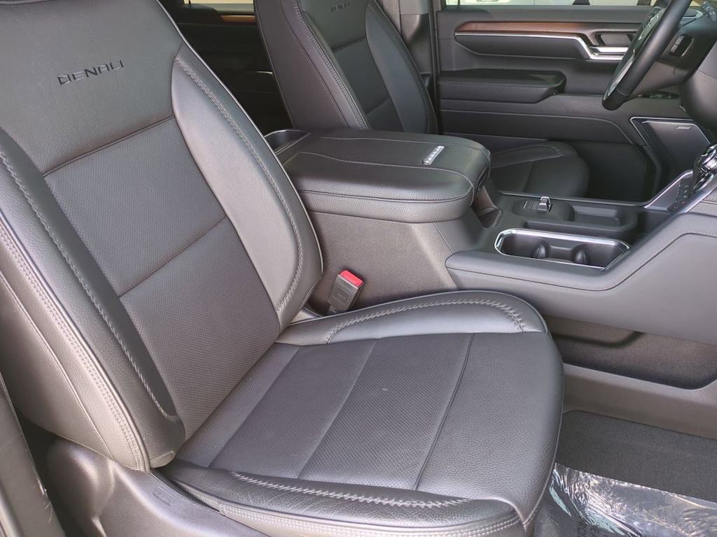 2024 GMC Sierra 2500 Denali 12