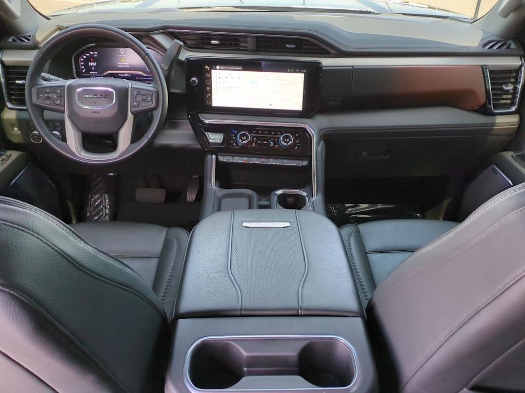 2024 GMC Sierra 2500 Denali 10