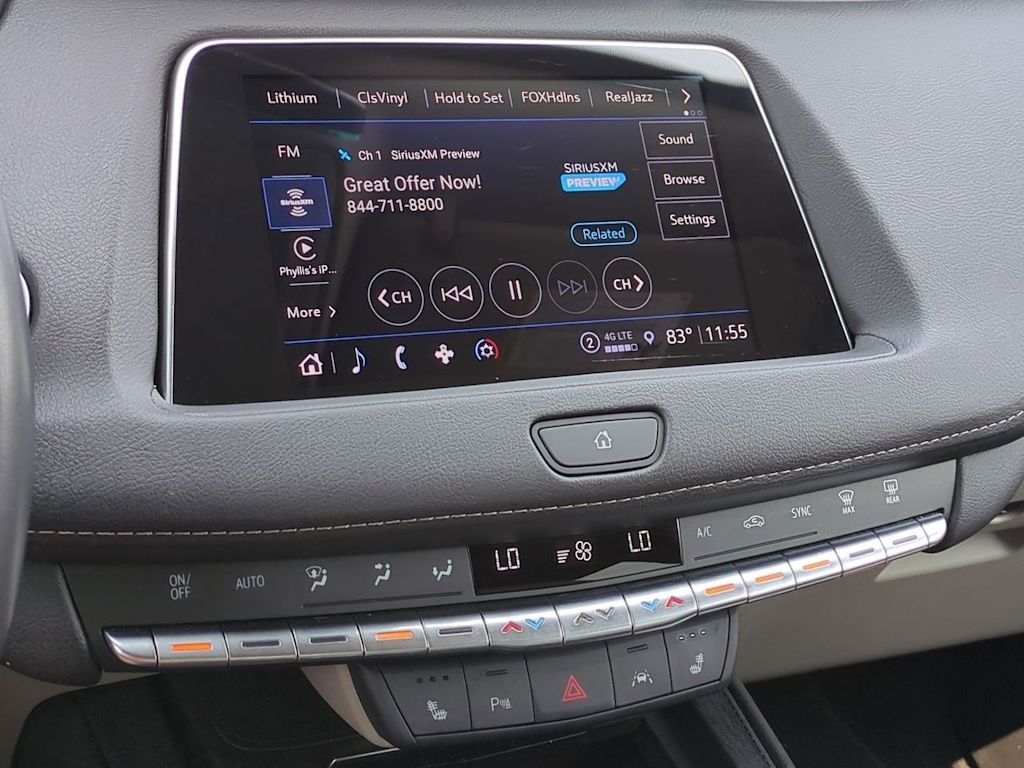 Thumbnail: 2022 Cadillac XT4 - 14