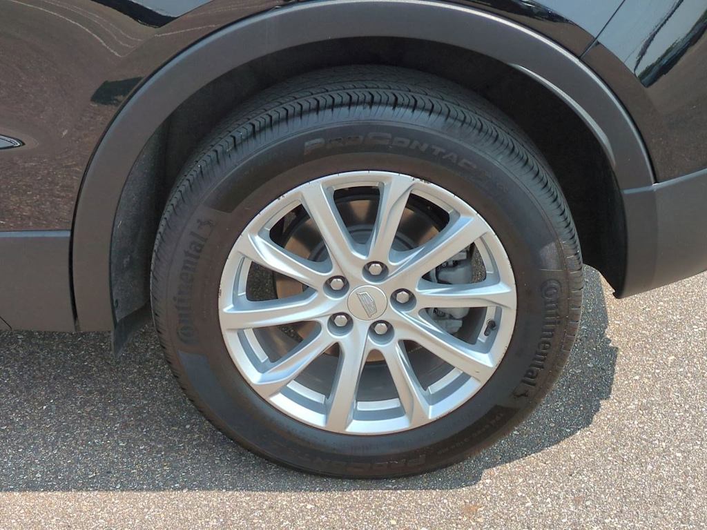 Thumbnail: 2022 Cadillac XT4 - 8
