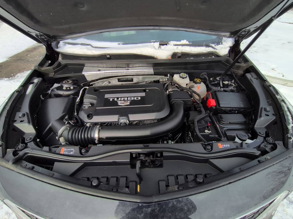 Thumbnail: 2023 Cadillac XT4 - 9