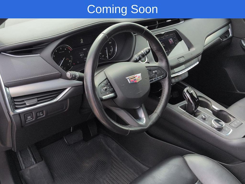Thumbnail: 2020 Cadillac XT4 - 2