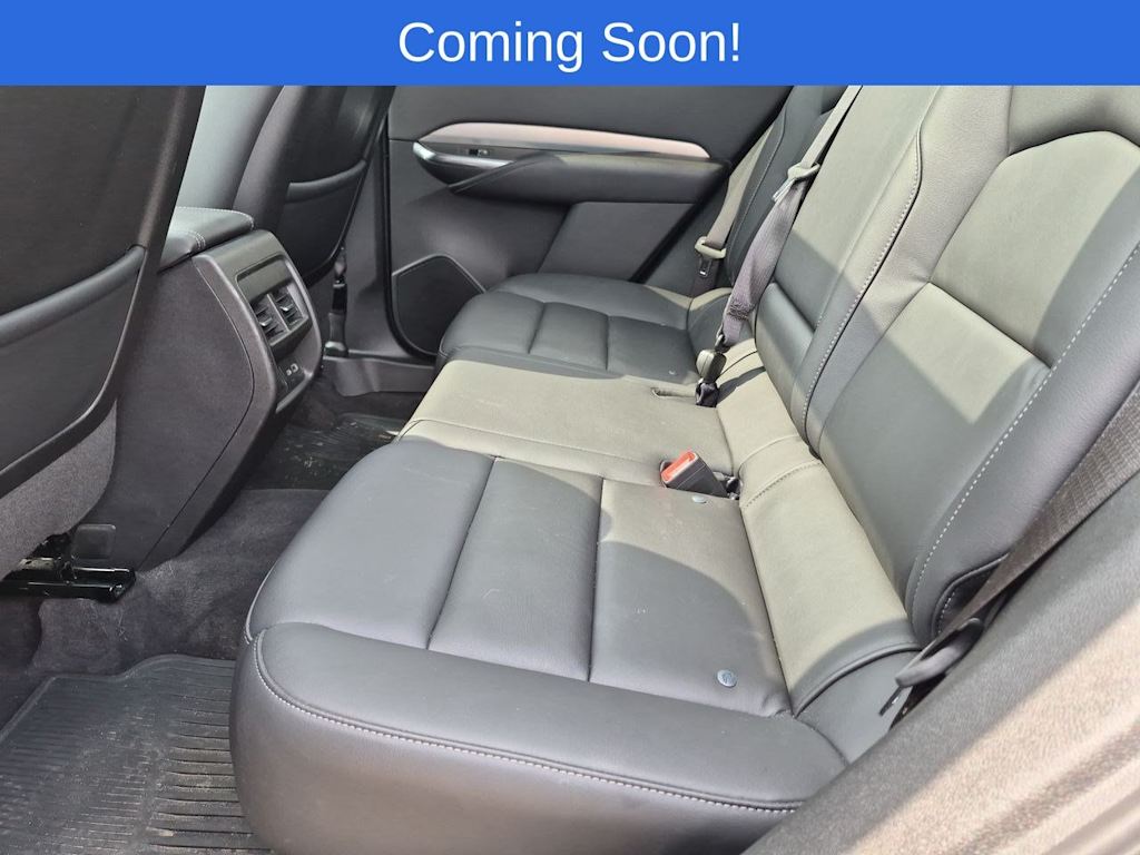 Thumbnail: 2023 Cadillac XT4 - 20