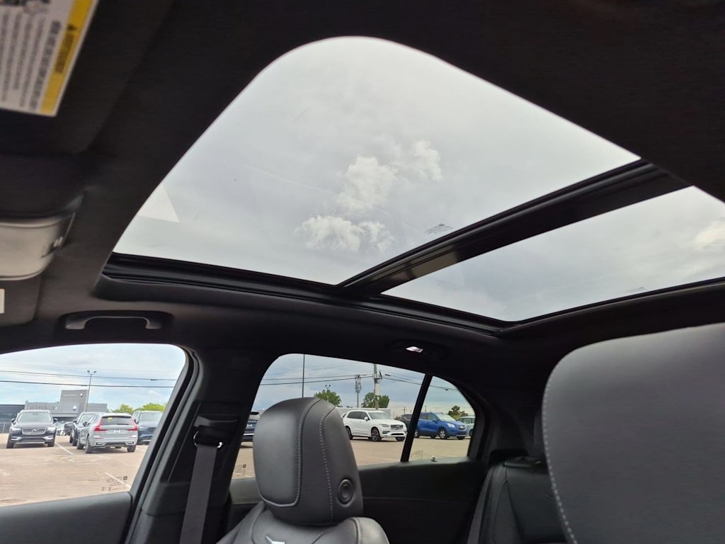 Thumbnail: 2024 Cadillac XT4 - 26