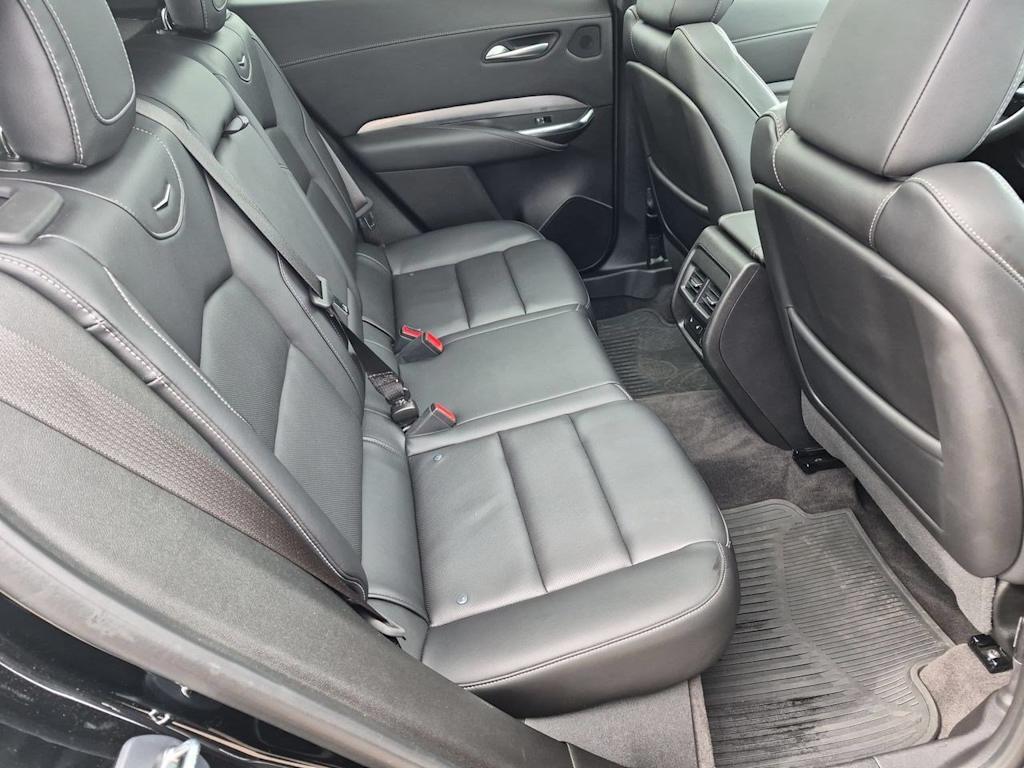 Thumbnail: 2024 Cadillac XT4 - 28