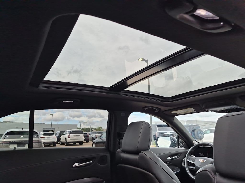 Thumbnail: 2024 Cadillac XT4 - 29