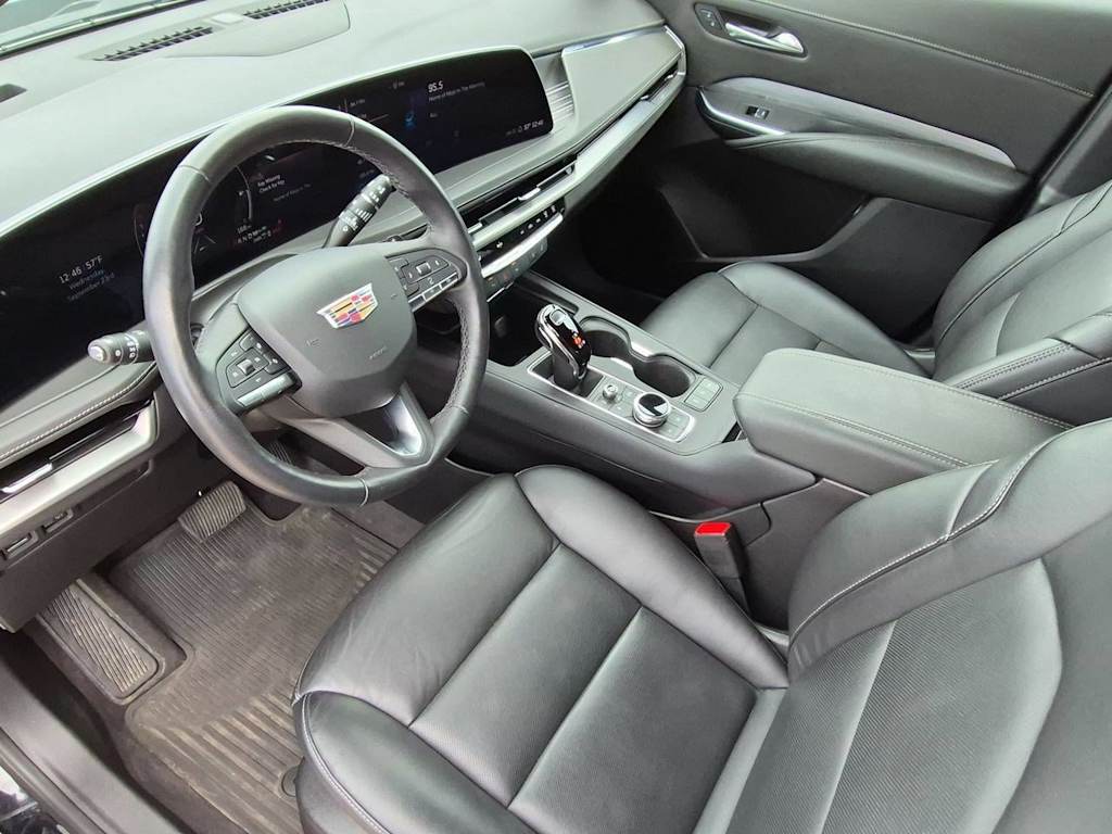 Thumbnail: 2024 Cadillac XT4 - 2
