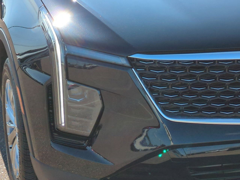 Thumbnail: 2024 Cadillac XT4 - 22