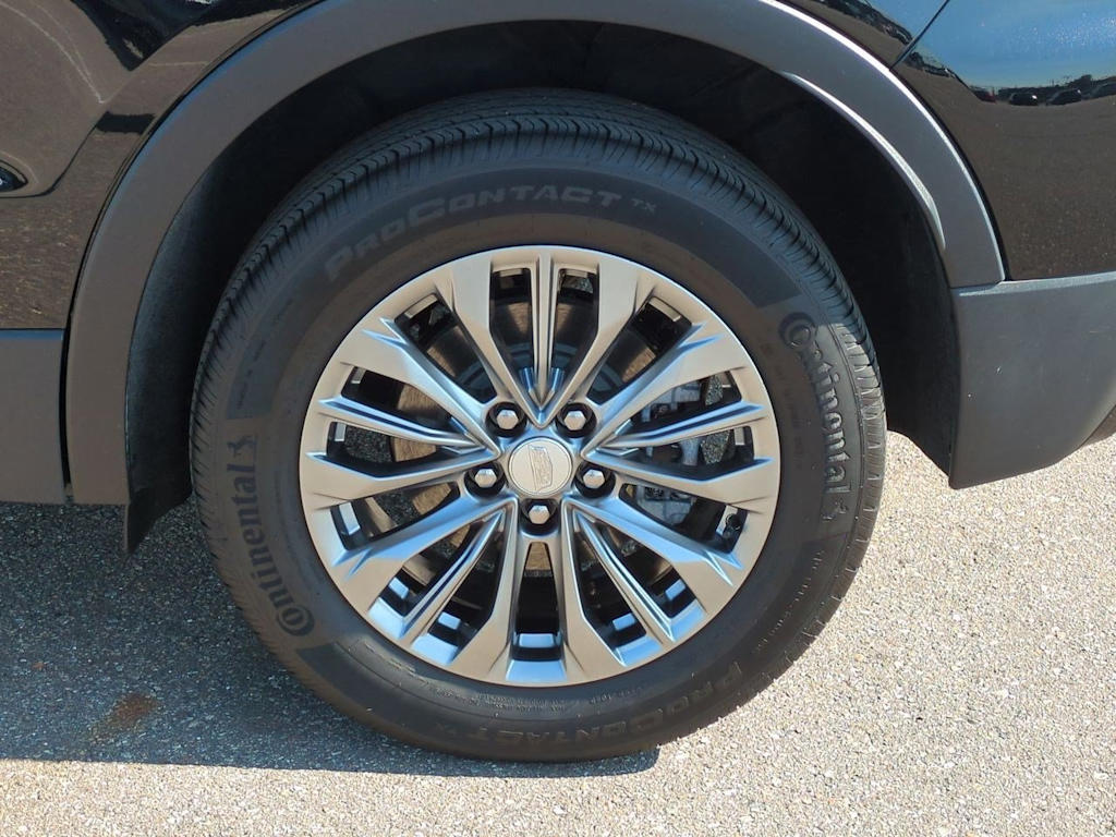 Thumbnail: 2024 Cadillac XT4 - 8